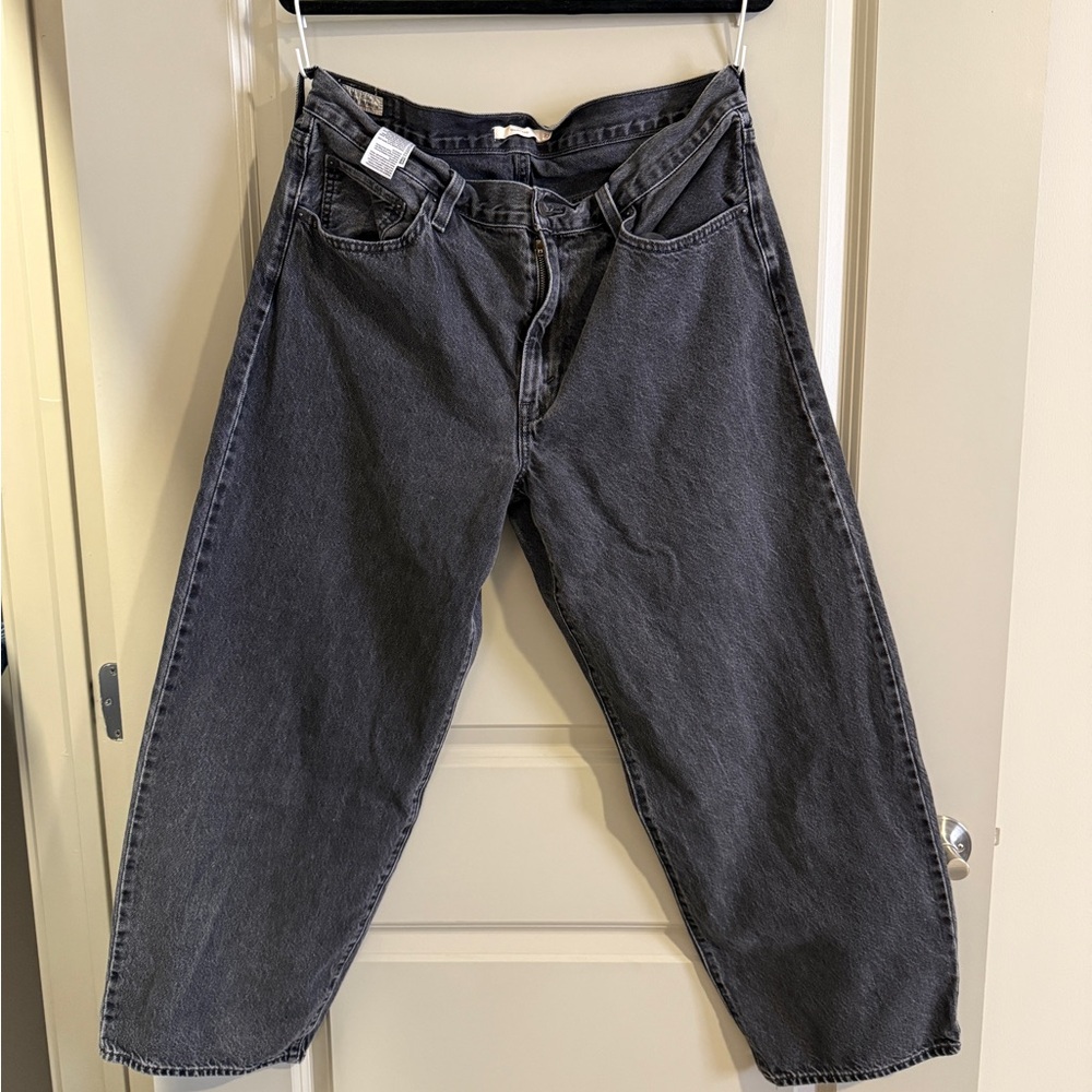*SUMMER CLOSET SALE* Levi’s Baggy Dad Jean